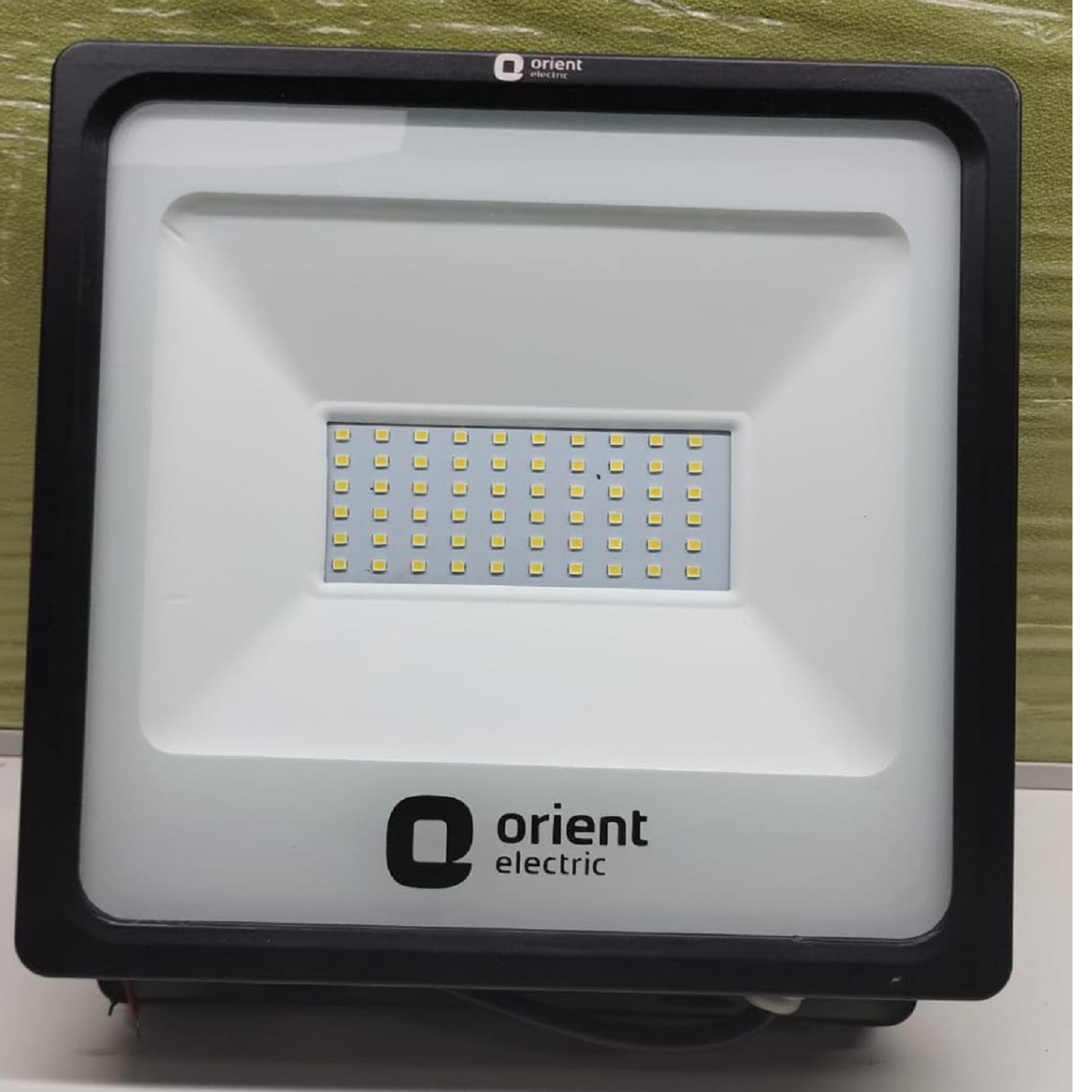 Orient 100W  Flood Light  LED